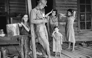 Floyd Burroughs z dziećmi, Hale County, Alabama, 1936 r.  / Fot. Evans Walker / LIBRARY OF CONGRESS 